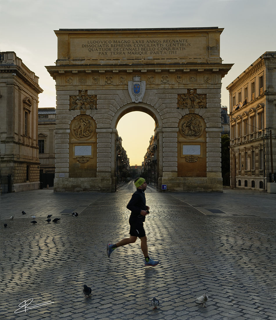 Le bipède reprend ses droits...